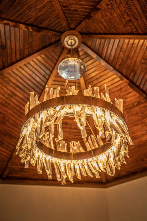 Eagles Crest - Residential