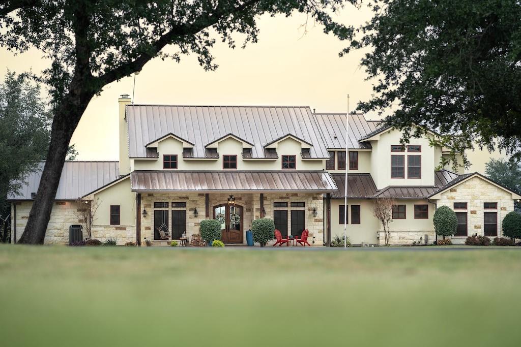 Eagles Crest - Residential