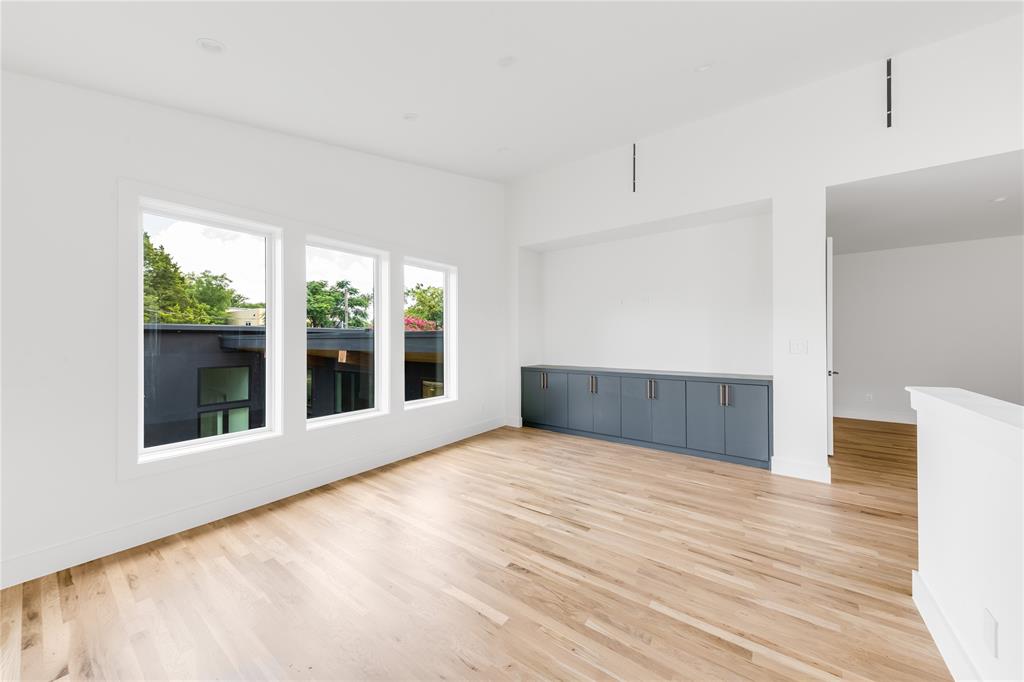 Ross Ave Annex - Residential