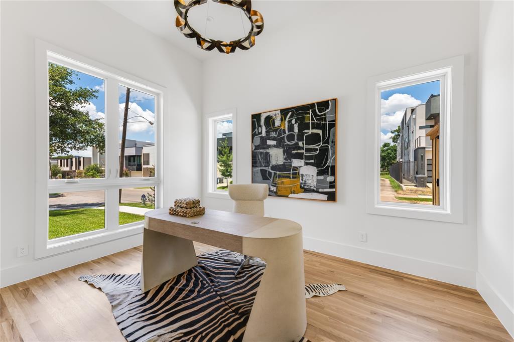 Ross Ave Annex - Residential