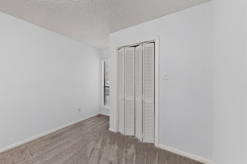 Cloisters Condo The - Residential