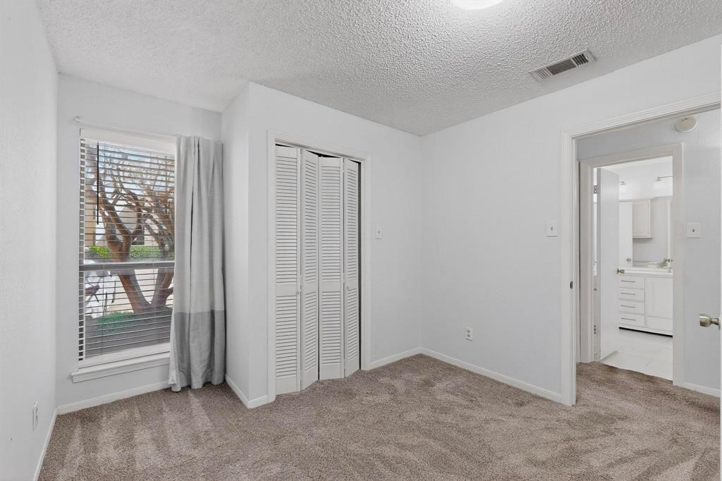 Cloisters Condo The - Residential