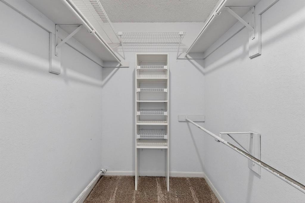 Cloisters Condo The - Residential