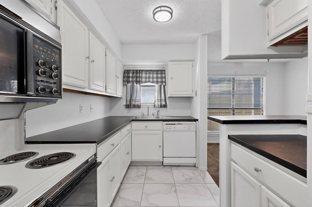 Cloisters Condo The - Residential