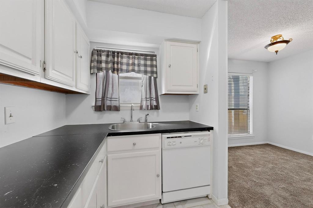 Cloisters Condo The - Residential