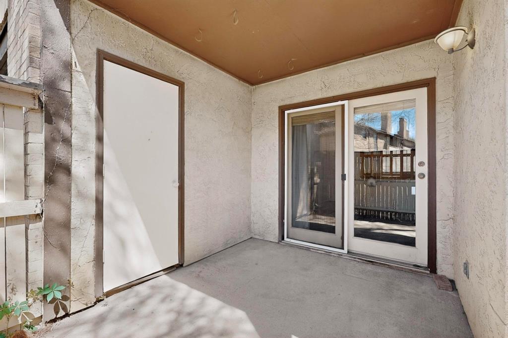 Cloisters Condo The - Residential