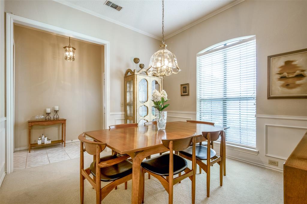 2121 Springwood