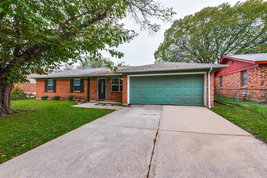 Light, bright and open 4 bedroom, 2 bath home located in Browning Heights, Birdville ISD. Home boasts 2 wonderful living areas, kitchen opening to dining area and family room, eat-at bar, stainless-steel appliances, granite countertops, wood and tile flooring, oversized laundry room with large pantry, nice sized split bedrooms, dual sinks in secondary bathroom, large master suite with walk in closet and dual sinks, awesome 27ft by 14ft screened-in covered patio, oversized grassy backyard, equipped with a foundation drip system, home backs up to open greenbelt, great for entertaining friends and family.