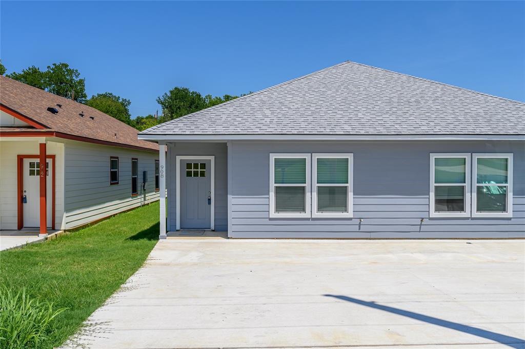 DarMack - Residential Lease