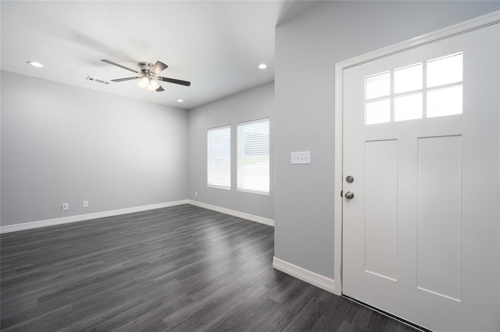 DarMack - Residential Lease