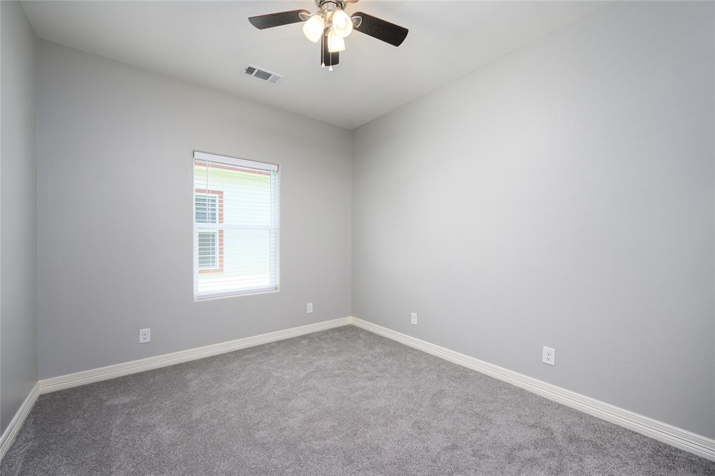 DarMack - Residential Lease