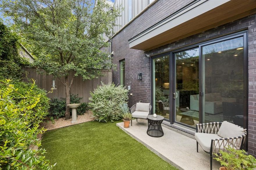 Experience luxury living at its finest in this beautifully designed modern home featuring an open-concept floor plan and impeccably landscaped yard. Thoughtfully curated with numerous upgrades and abundant natural light, this residence showcases high-end finishes throughout—including rich wood floors, soaring 10' ceilings, and premium kitchen and bath finish-outs.
The open layout is ideal for both everyday living and entertaining, with the kitchen seamlessly flowing into the living and dining areas, then out to a private, turfed patio for effortless indoor-outdoor living.
The chef-inspired kitchen is a true showpiece, featuring quartz countertops, ample custom cabinetry, and top-of-the-line KitchenAid appliances. A spacious mudroom, stylish half bath, and double doors leading to the lush backyard complete the inviting first floor.
Upstairs, you'll find a versatile bonus space perfect for a media area or home office, along with a luxurious primary suite and two additional bedrooms. The primary retreat is filled with natural light and includes a spa-like en-suite bathroom with dual sinks, generous storage, and a large walk-in closet.
Located in The Reserve at Bluffview, a prestigious gated community, residents enjoy access to a one-acre private park, fire pit, picnic area, and scenic trails along the Bachman Creek Greenbelt. With close proximity to Inwood Village, Highland Park Village, Preston Hollow, Love Field, and Central Market, this home offers the ultimate combination of luxury, privacy, and convenience.