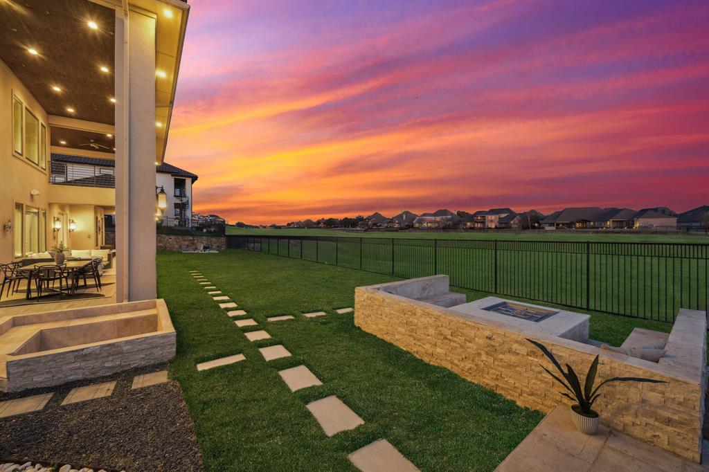 1121 Excalibur Boulevard