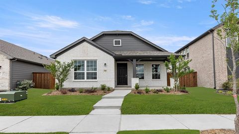 2085 Bayfront Drive Royse City TX 75189