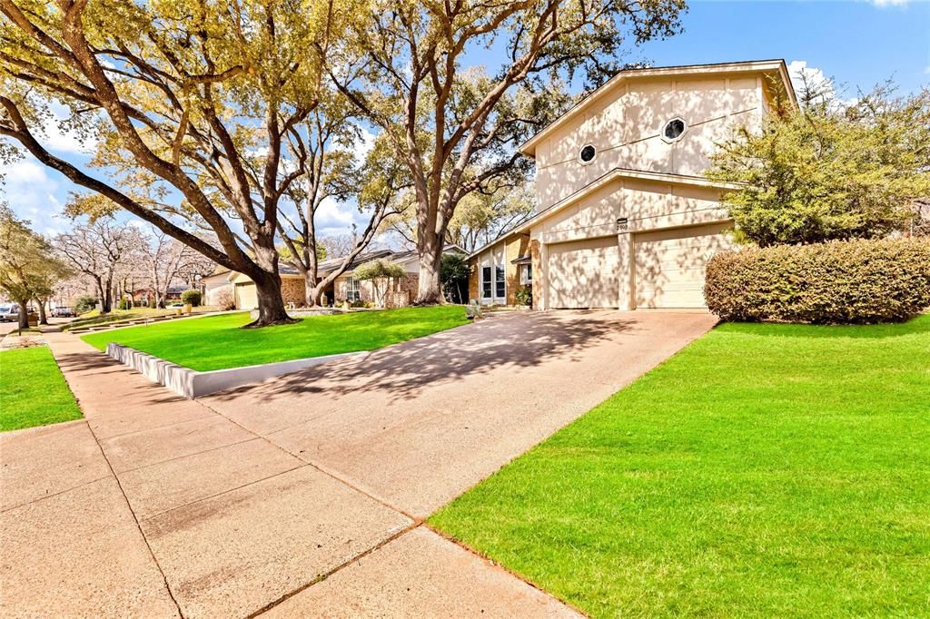 Photo of 2609 Quail Ridge, Irving, TX 75060 (MLS # 21201773)