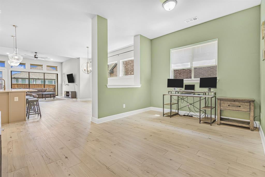 4004 Pond Cypress Street