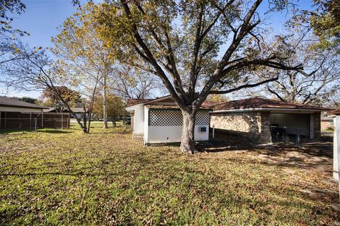 A home in DeSoto