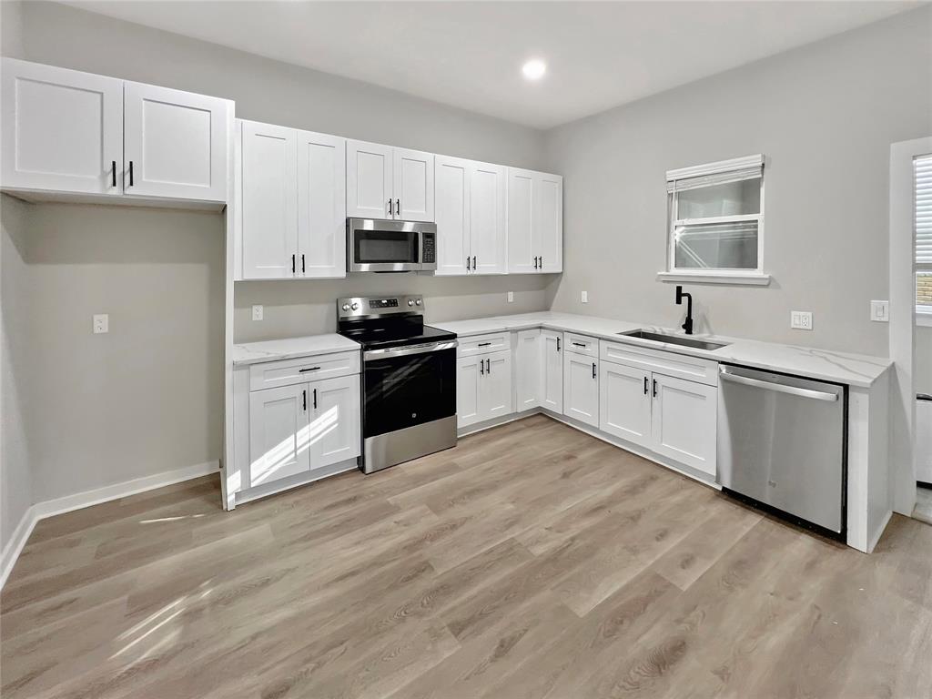 East Columbia Place - Residential Income