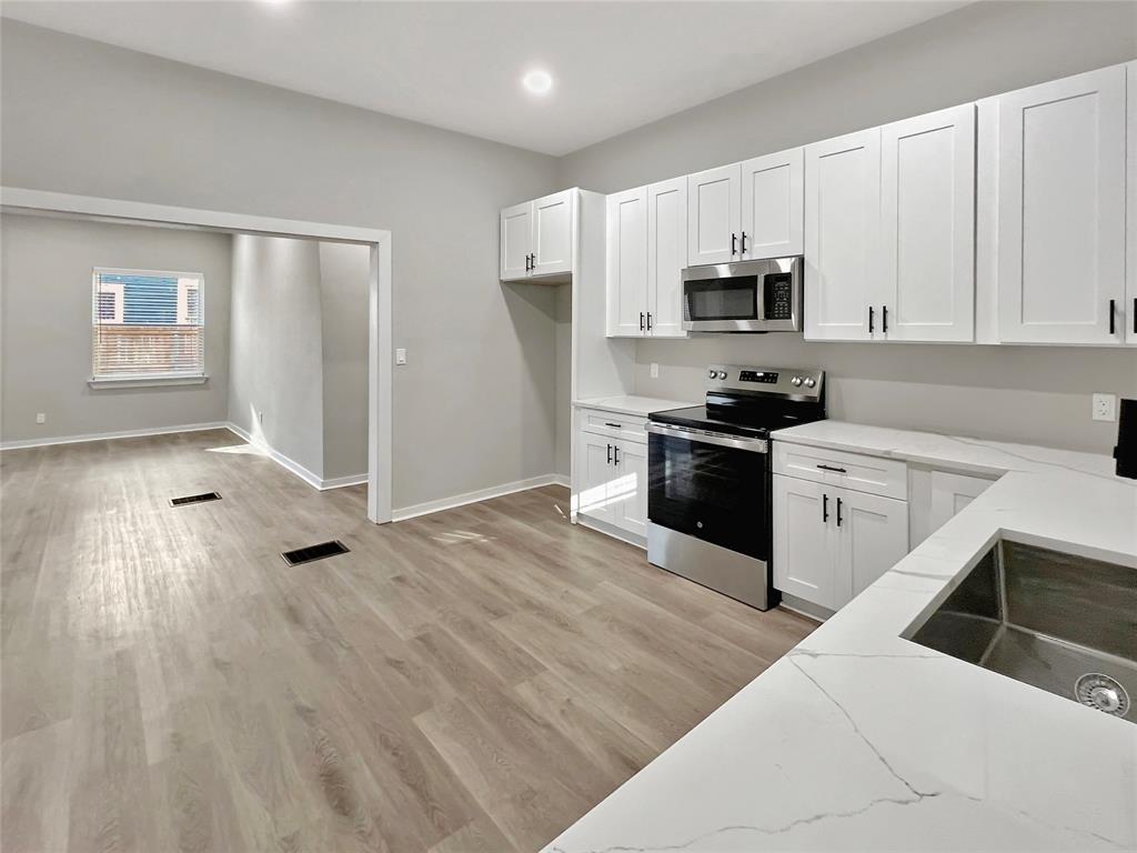 East Columbia Place - Residential Income