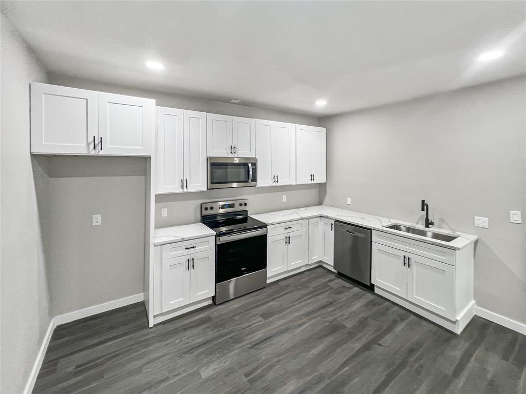 East Columbia Place - Residential Income