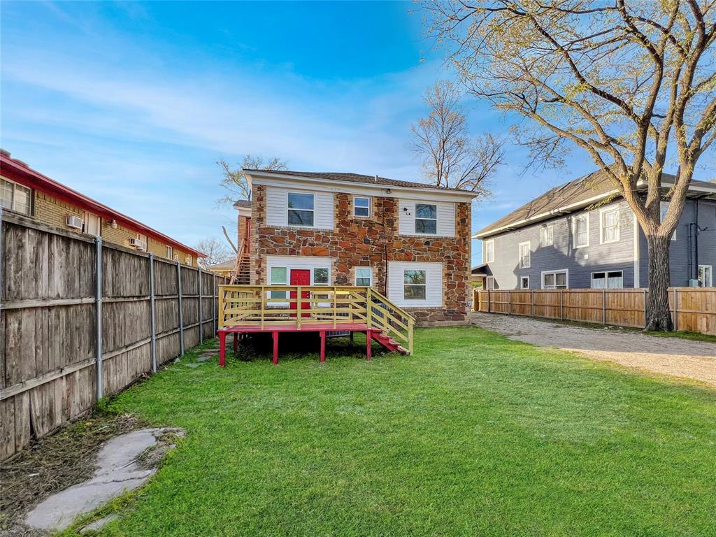 East Columbia Place - Residential Income