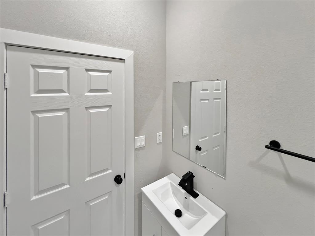 East Columbia Place - Residential Income