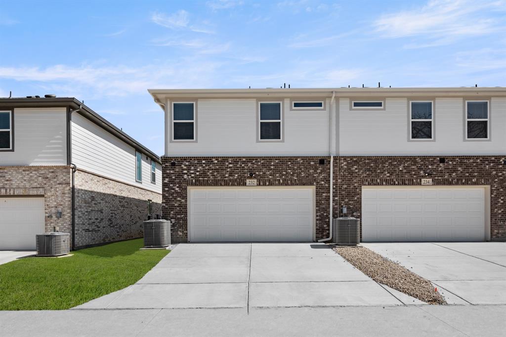 Mockingbird Estates Townhomes - Residential