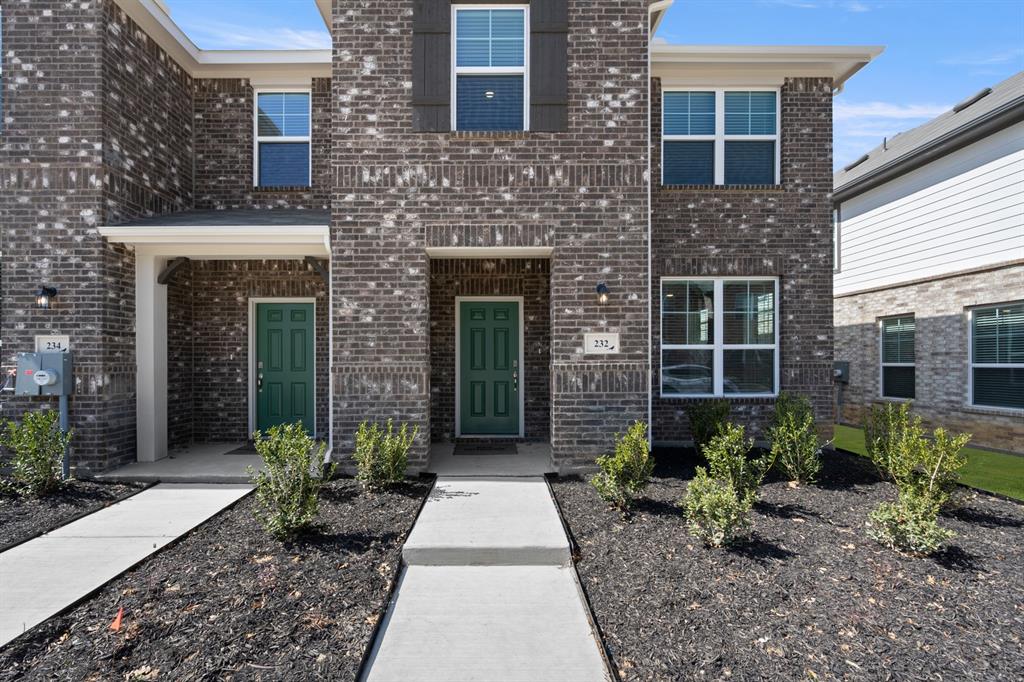 Mockingbird Estates Townhomes - Residential