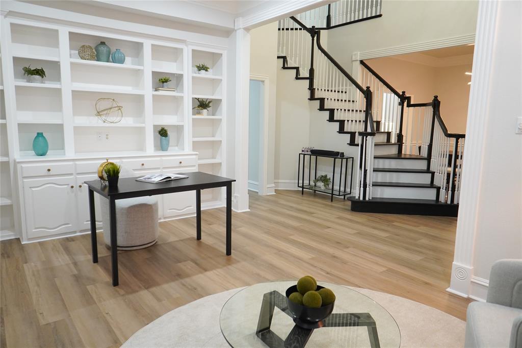 1390 Shores Boulevard