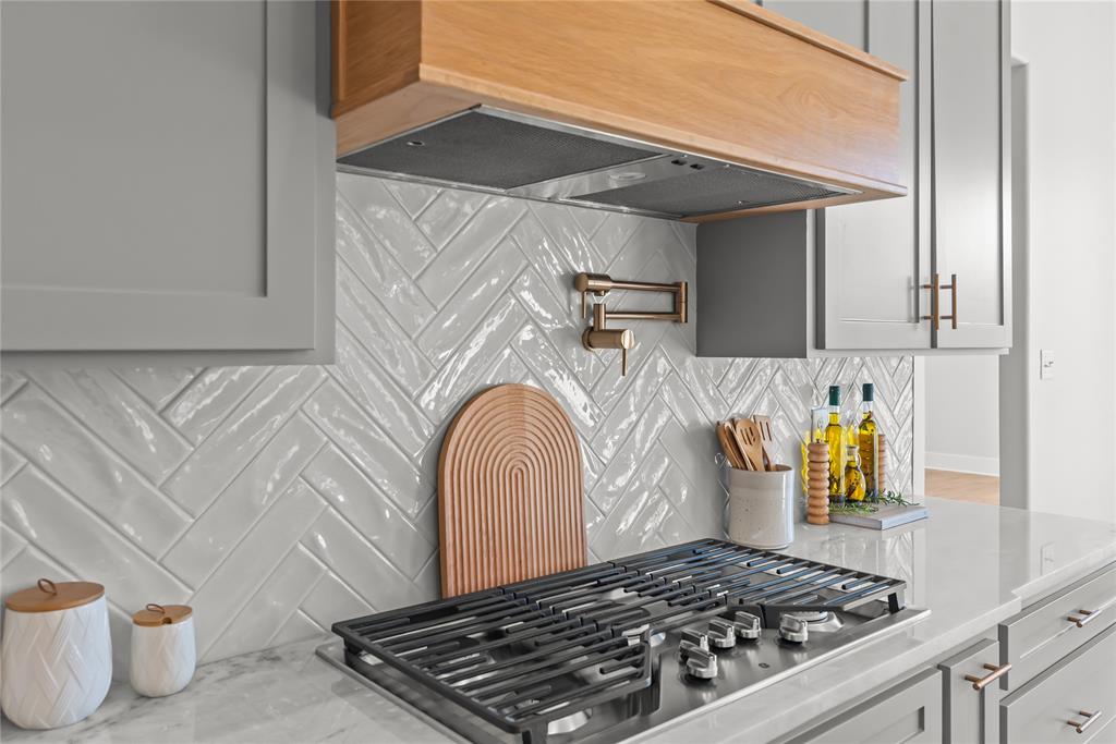 Canal Place - Residential