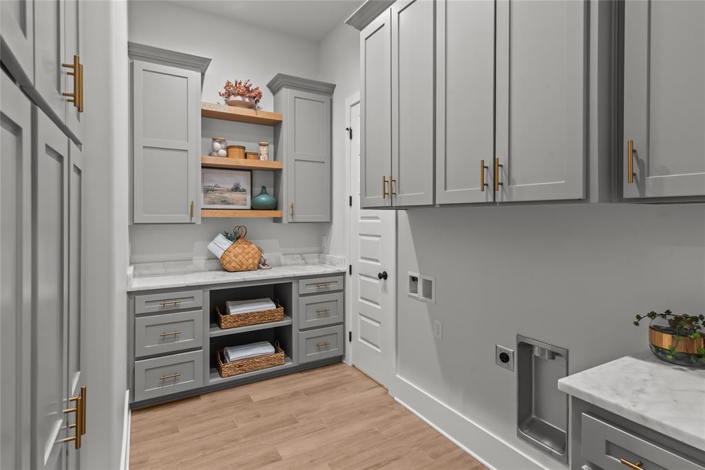 Canal Place - Residential