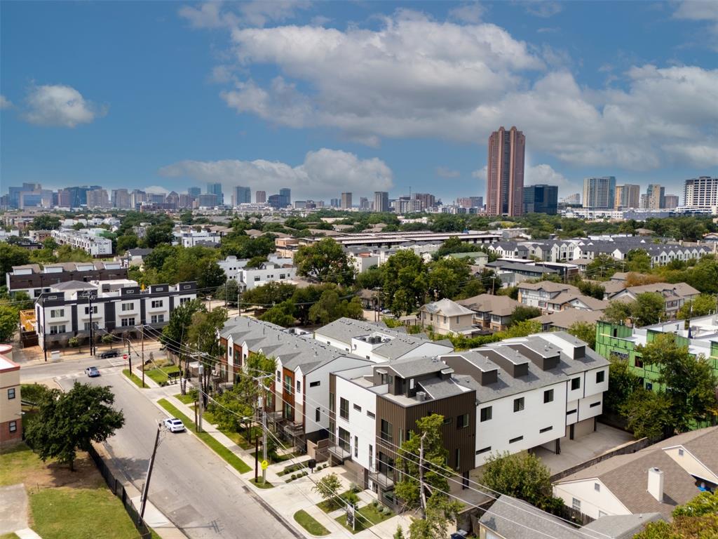 MIDTOWN HEIGHTS CONDOMINIUM - Residential Lease