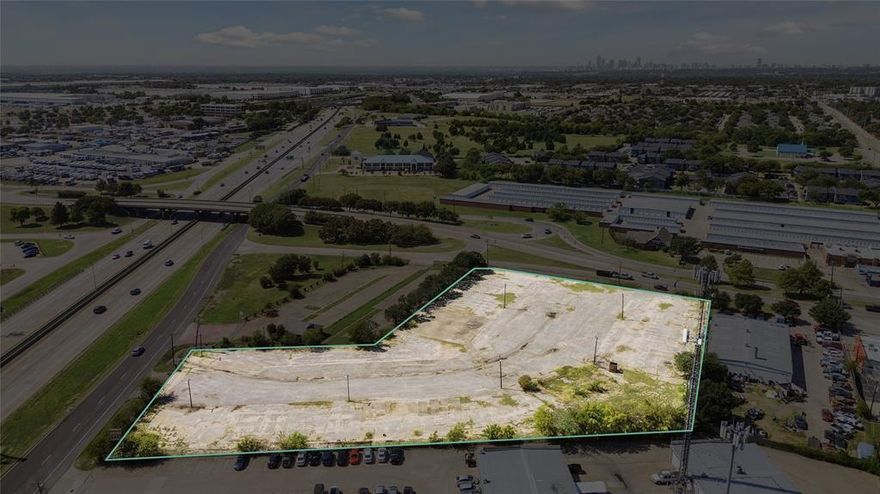 PRIME COMMERCIAL REAL ESTATE IN MESQUITE! 3 ACRES LOCATED Right off I-30 & Big Town. Just a few miles from Downtown Dallas and 635, Zoned Commercial with the city of Mesquite. Could be Office, Retail or other commercial use.