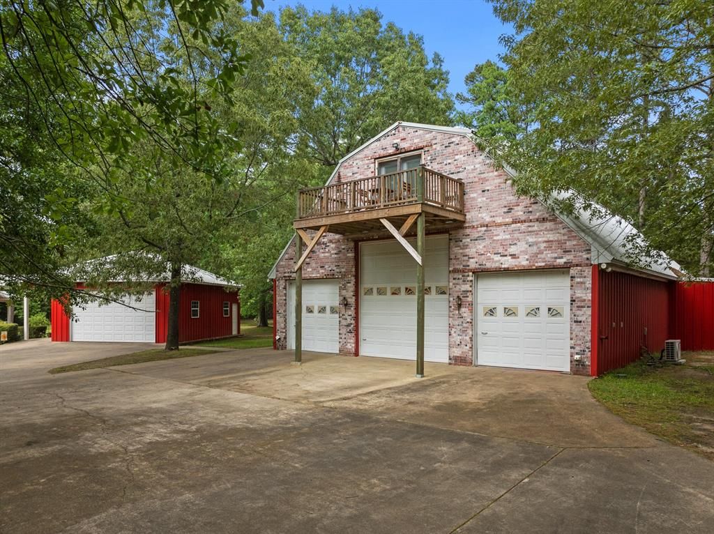 Photo of 65 CR 2835, Pittsburg, TX 75686 (MLS # 21252027)