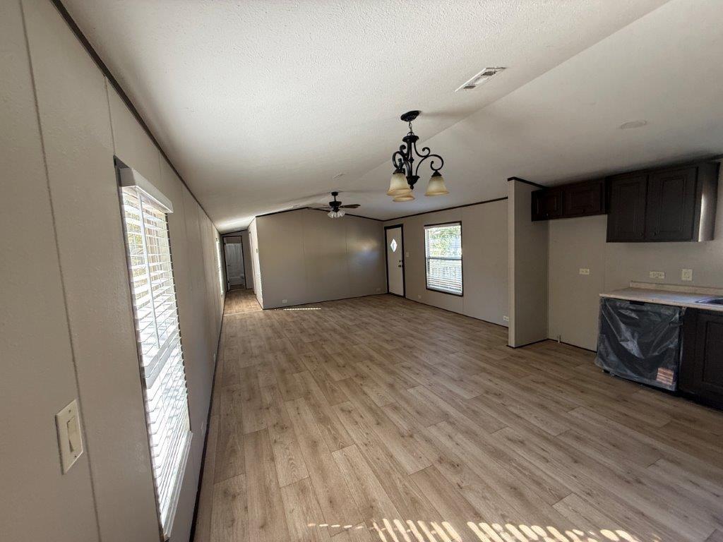 5421 Lake View Drive