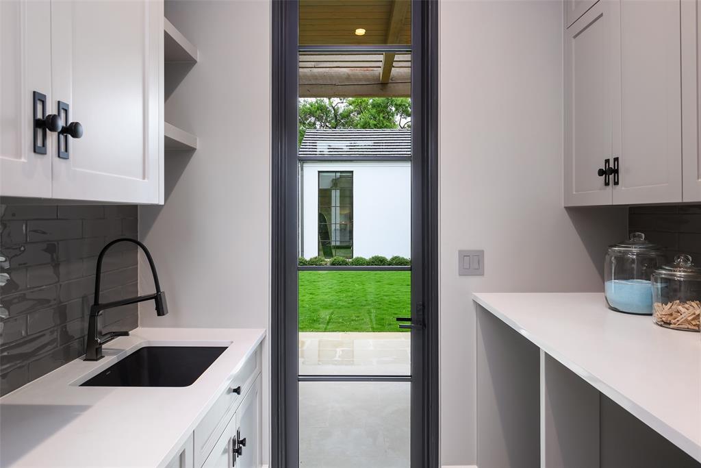 Northaven Manor - Residential