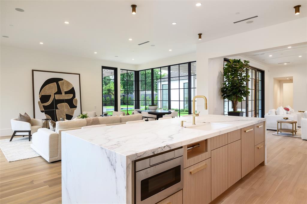 Northaven Manor - Residential