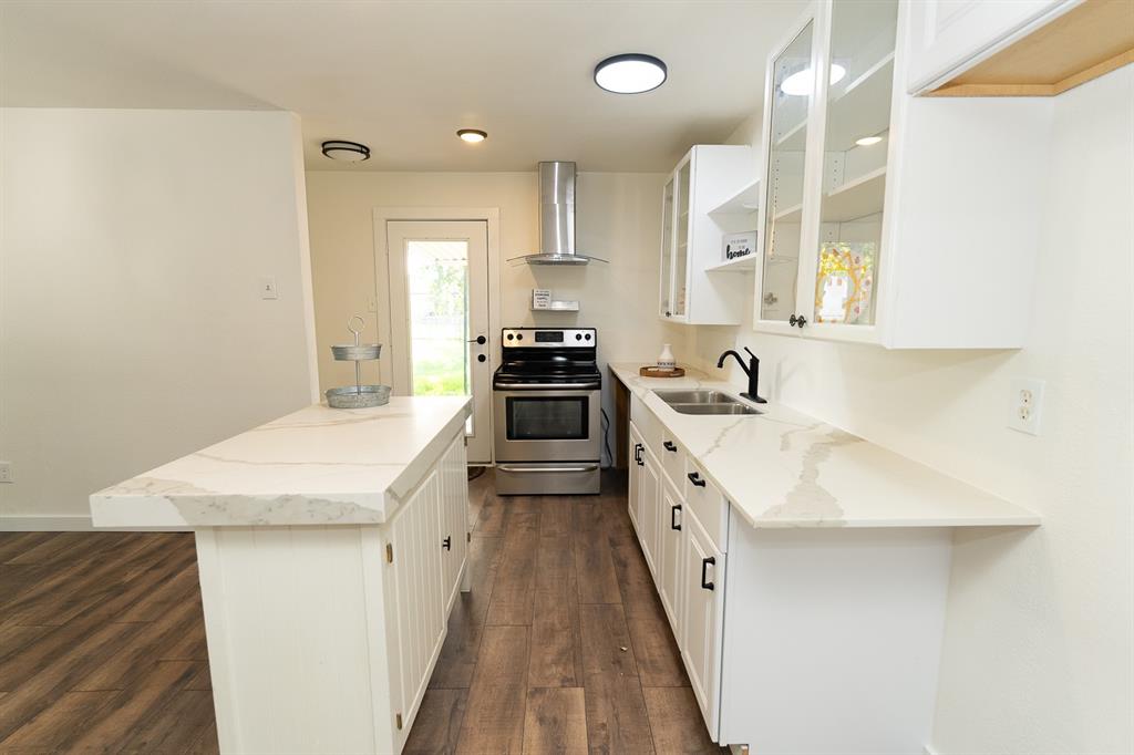 1102 Pampa Drive