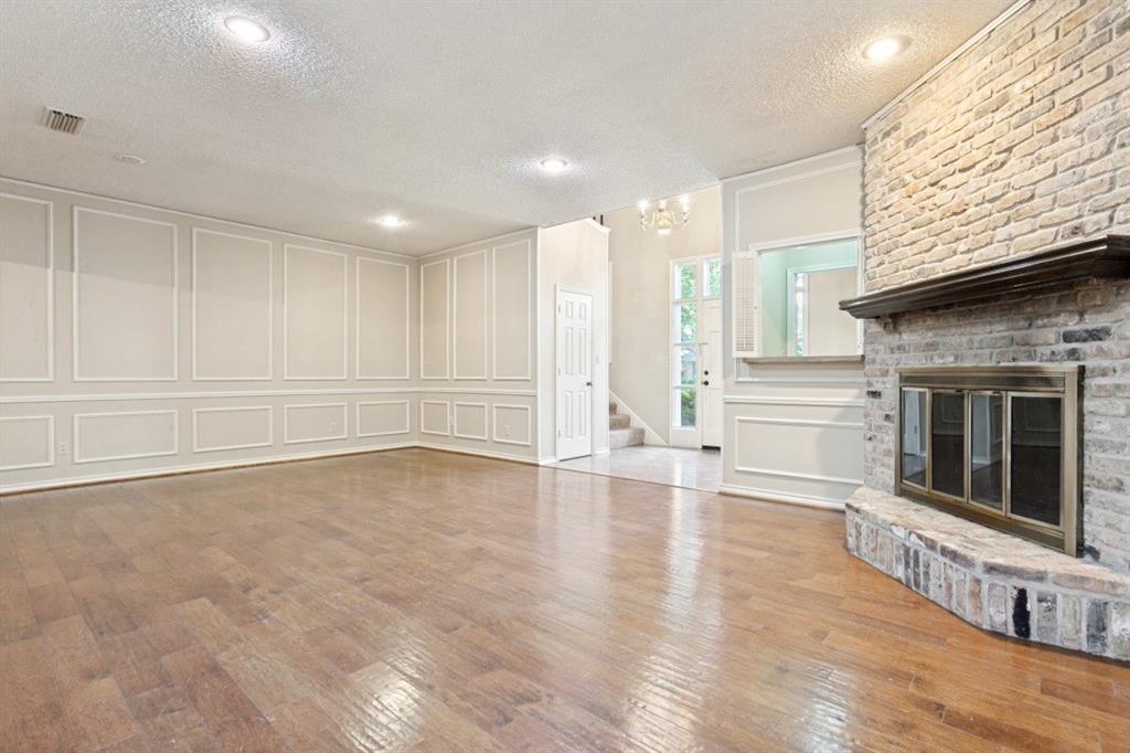 Prestonwood Hillrest Townhouses - Residential
