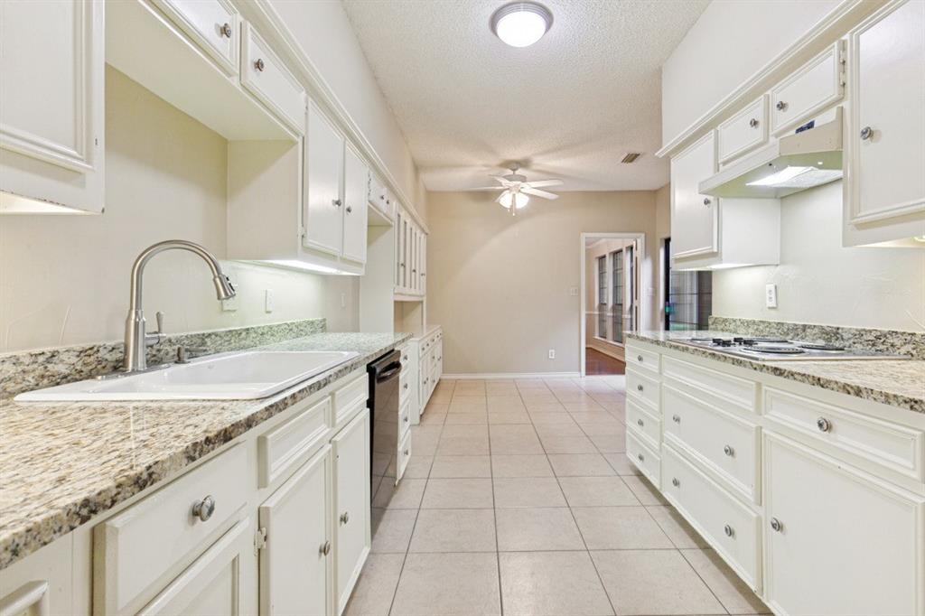 Prestonwood Hillrest Townhouses - Residential