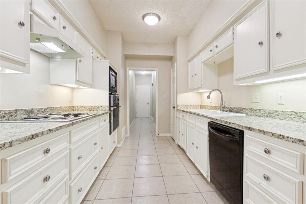 Prestonwood Hillrest Townhouses - Residential