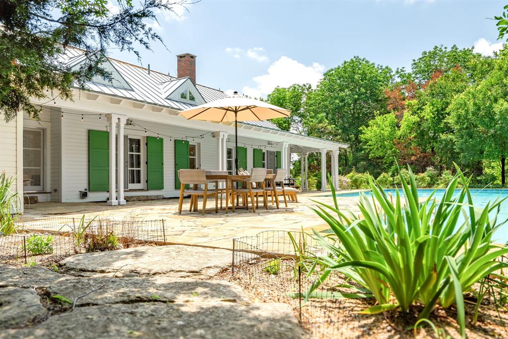 Dark Hollow - Residential