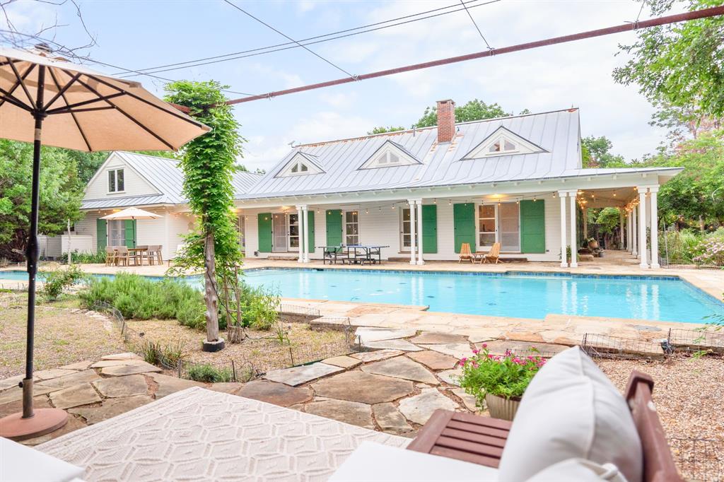 Dark Hollow - Residential