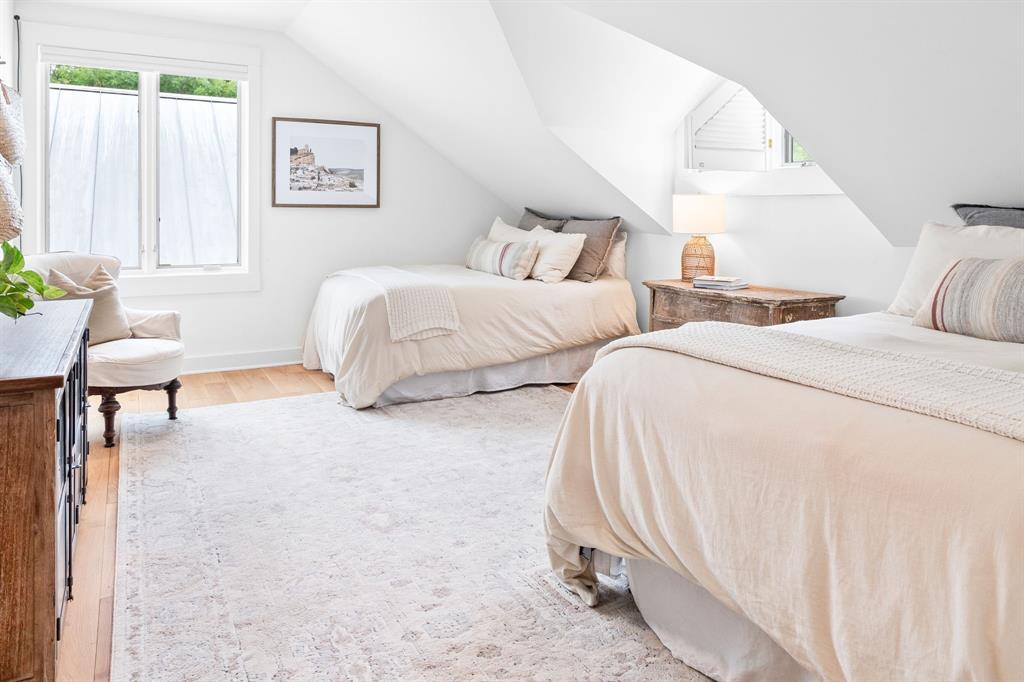 Dark Hollow - Residential