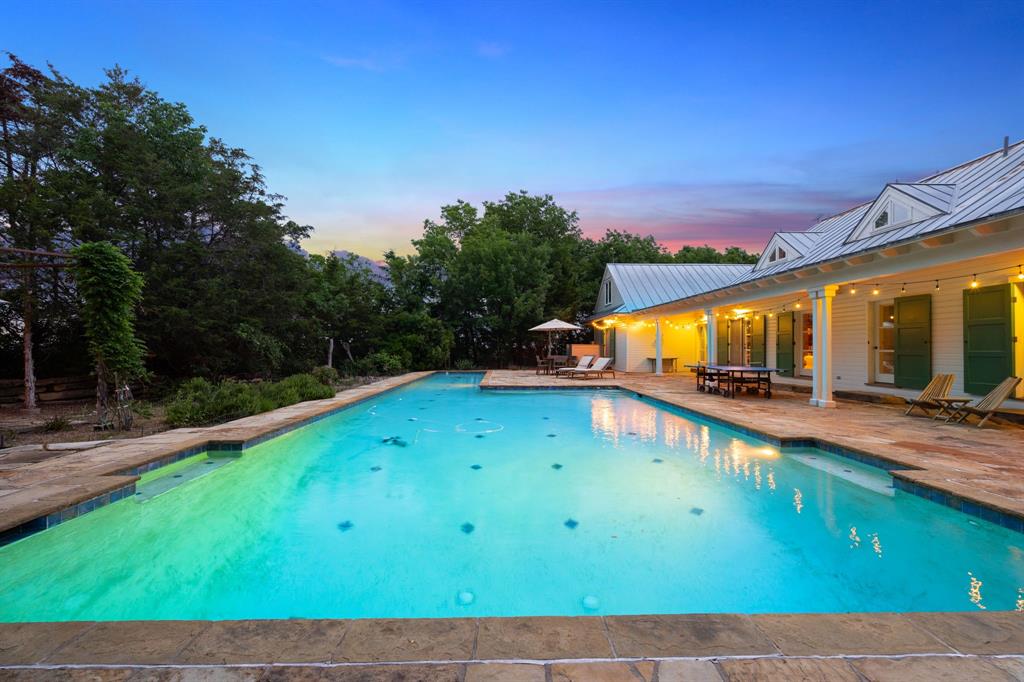 Dark Hollow - Residential