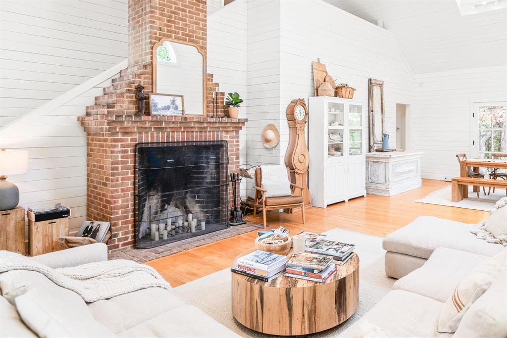 Dark Hollow - Residential