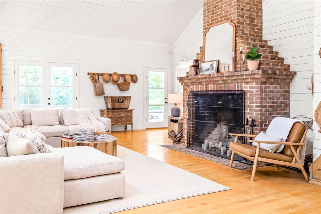 Dark Hollow - Residential