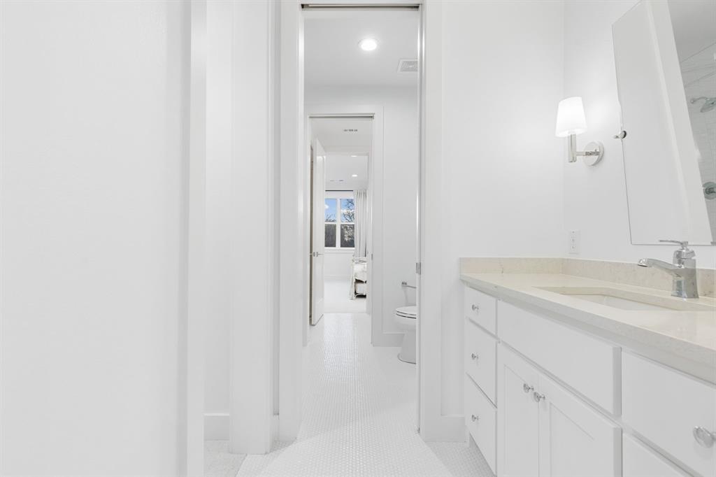 Marsh Lane Add - Residential Lease