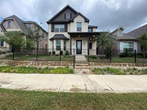 Photo of 318 Julia Lane, Euless, TX 76040 (MLS # 21212399)