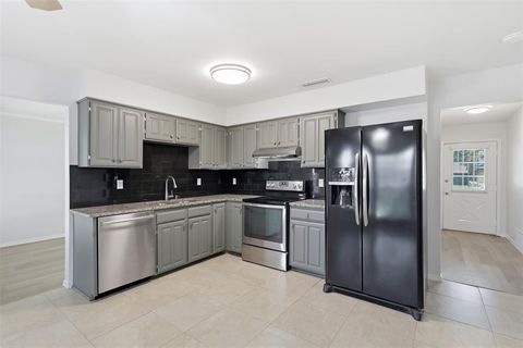 Tiny photo for 250 Creekside Lane, Coppell, TX 75019 (MLS # 21325293)